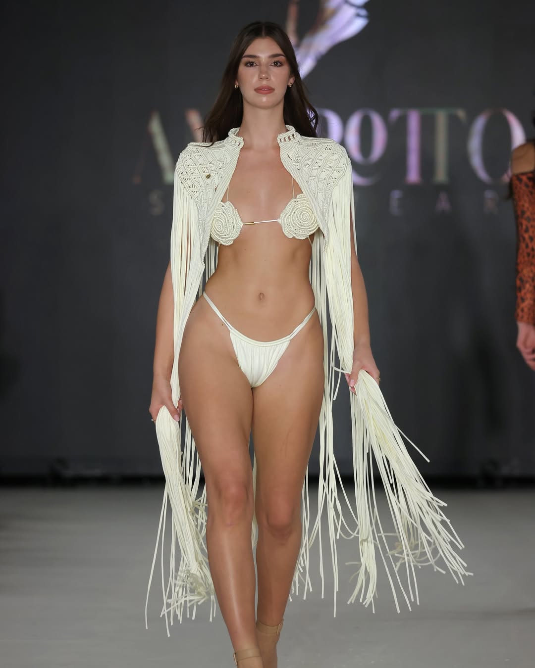 SAVANA - Handmade Macramé Fringe Cover-Up