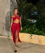 Romantic red outfit with slit skirt and handmade details – Amarotto luxury wear